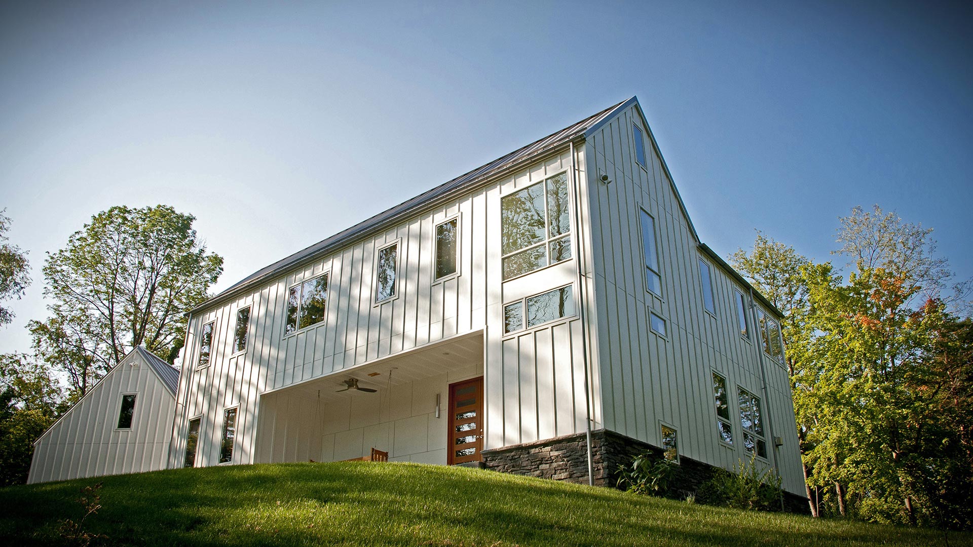 Exterior of primary volume